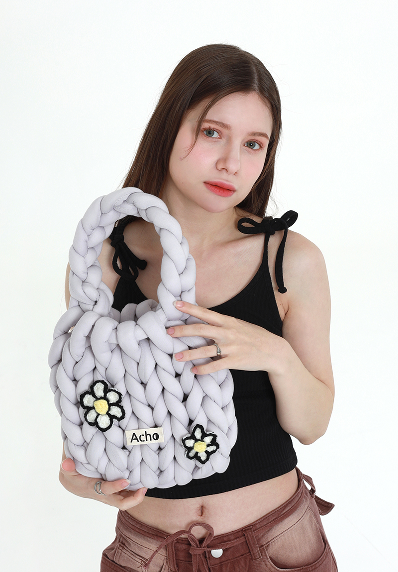 Daisy Knitted Pongpong Tote Bag_Gray